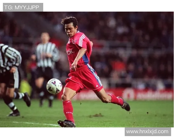 足球明星风采尽显精彩瞬间画报欣赏与简介合集